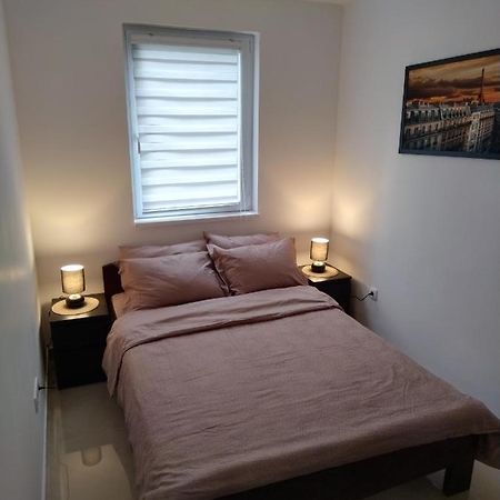 Apartman N Srebrno jezero Ostrovo Exteriér fotografie