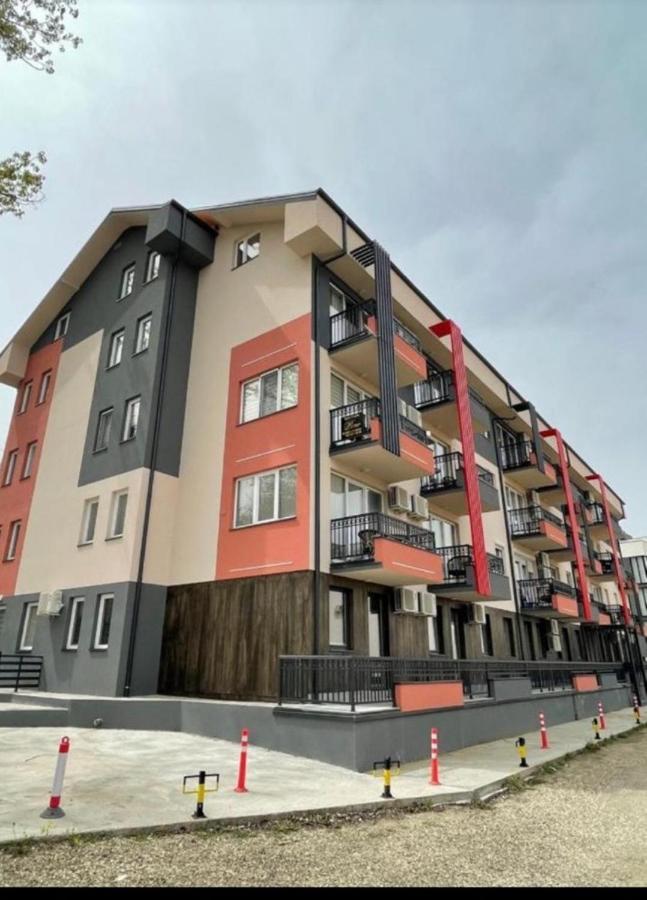 Apartman N Srebrno jezero Ostrovo Exteriér fotografie