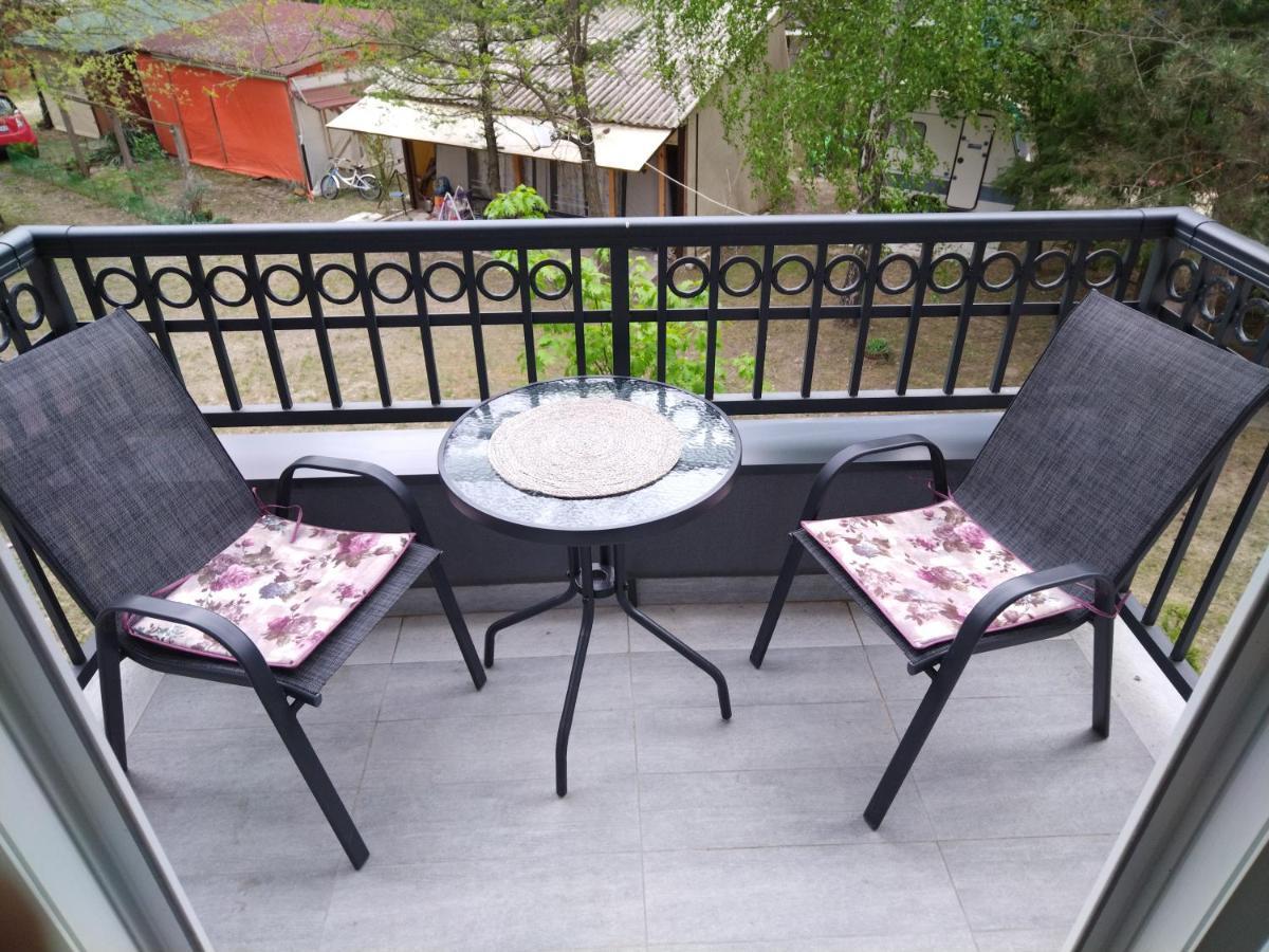 Apartman N Srebrno jezero Ostrovo Exteriér fotografie