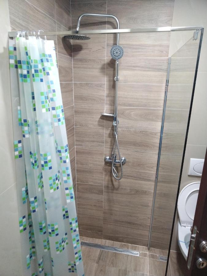 Apartman N Srebrno jezero Ostrovo Exteriér fotografie
